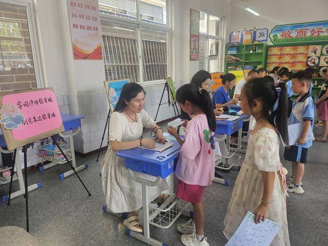 济源：济水南街学校举行低年级素养测评