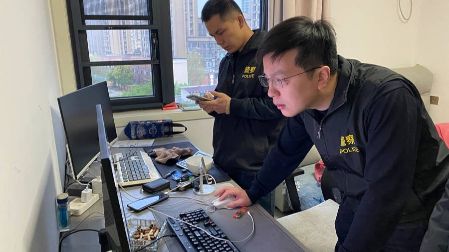 人民币兑虚拟币再兑外币，上海警方破获特大地下钱庄案