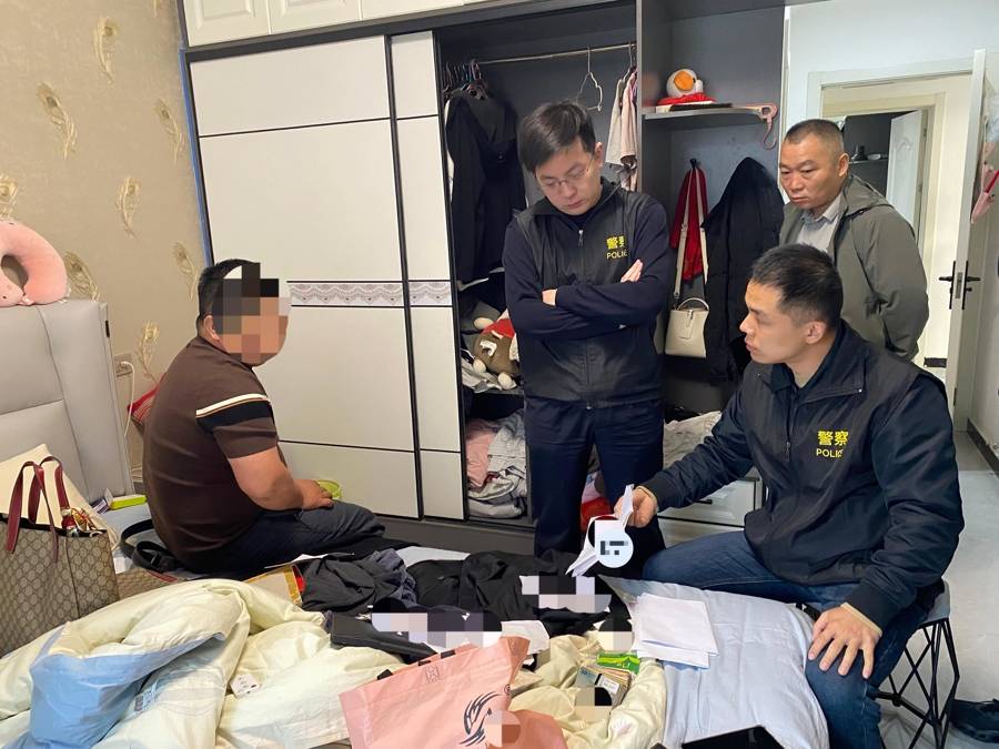 人民币兑虚拟币再兑外币，上海警方破获特大地下钱庄案