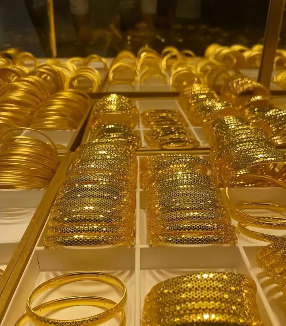 上海贵金属交易中心(上海贵金属交易中心官网)